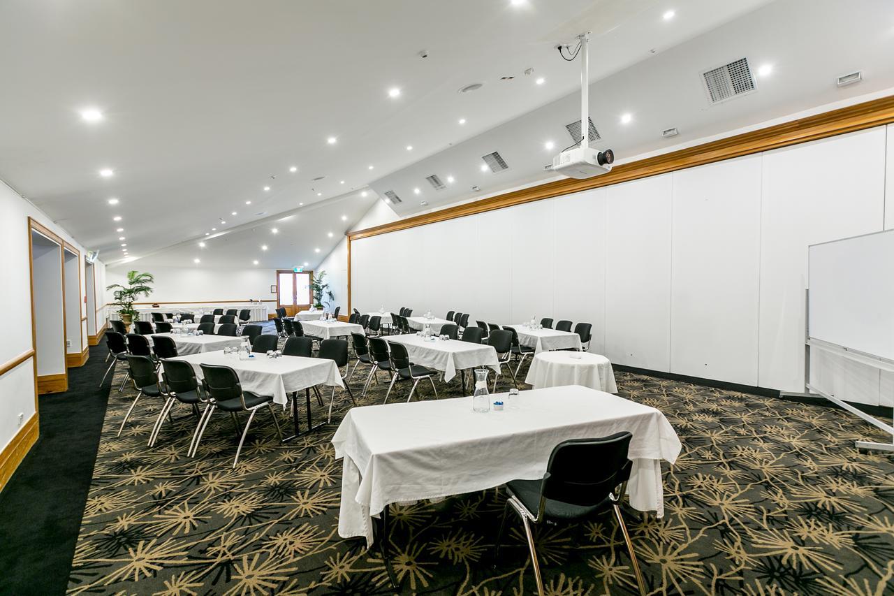 Plymouth International Hotel New Plymouth Exterior photo